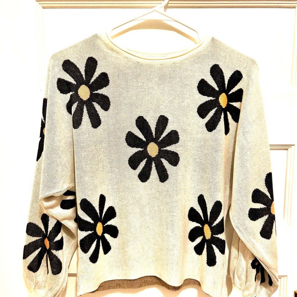Ekouaer Floral Patterned Cream crop Sweater